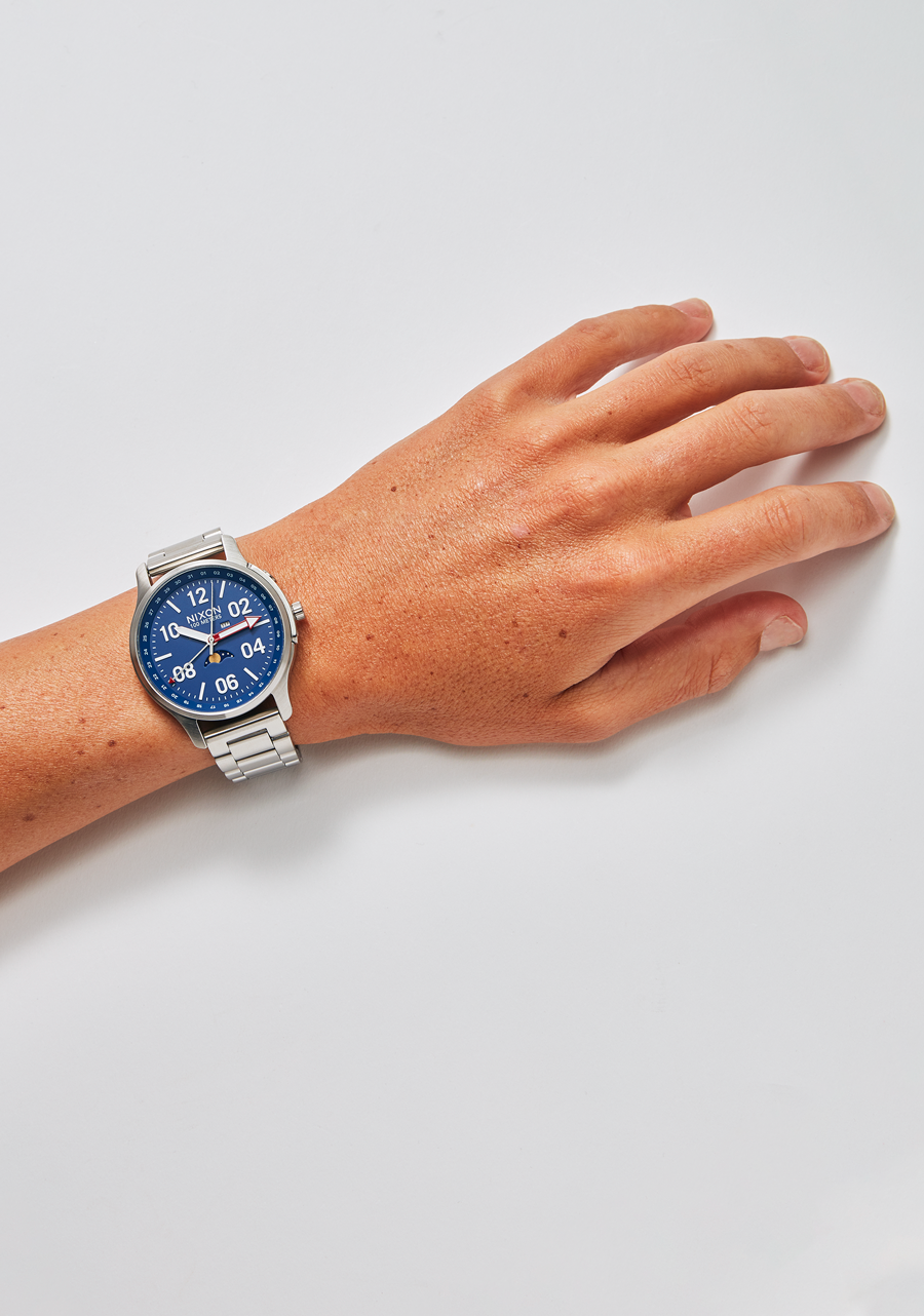 NIXON】Ascender 100METERS 防水時計 日付&月の満ち欠け - 腕時計