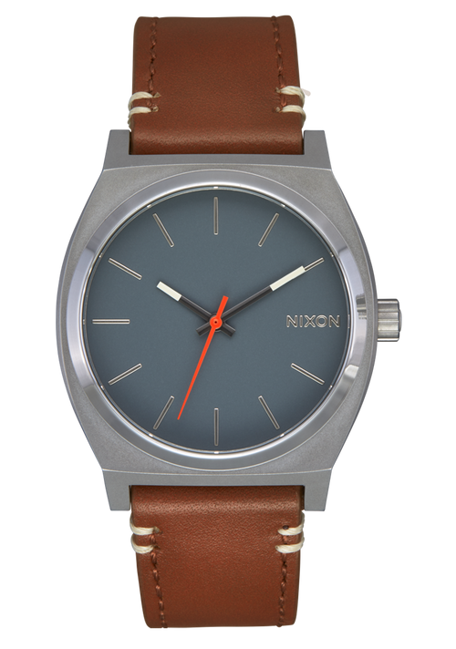 How Does a Watch Work? The Basics: Battery-Powered & Beyond – Nixon US